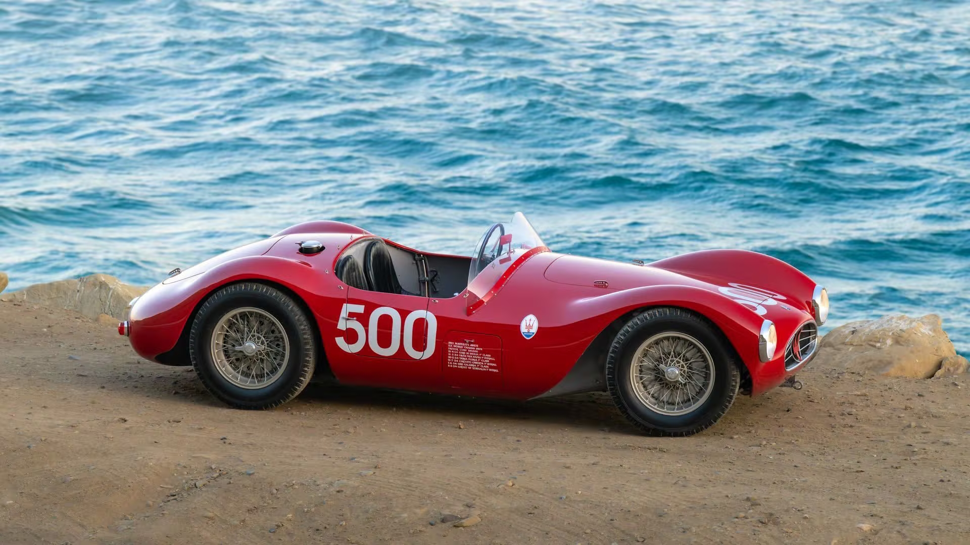 Monterey Car Week 2026: Motorlux inaugura la settimana delle auto da sogno tra Ferrari e Maserati.