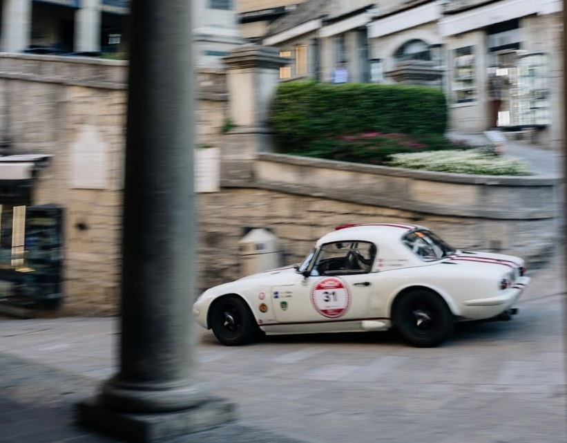 Modena Cento Ore 2026: un coast to coast tre velocità, passione e bellezza Italiana.