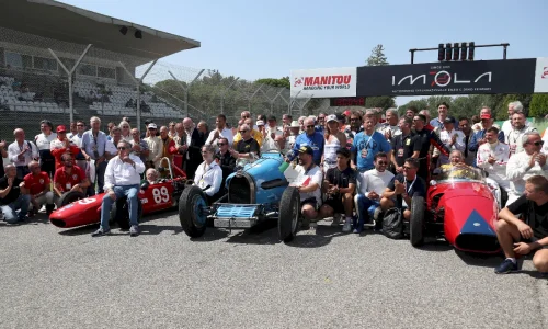 Historic Minardi Day 2026: a Imola la storia della Formula 1 torna in pista.